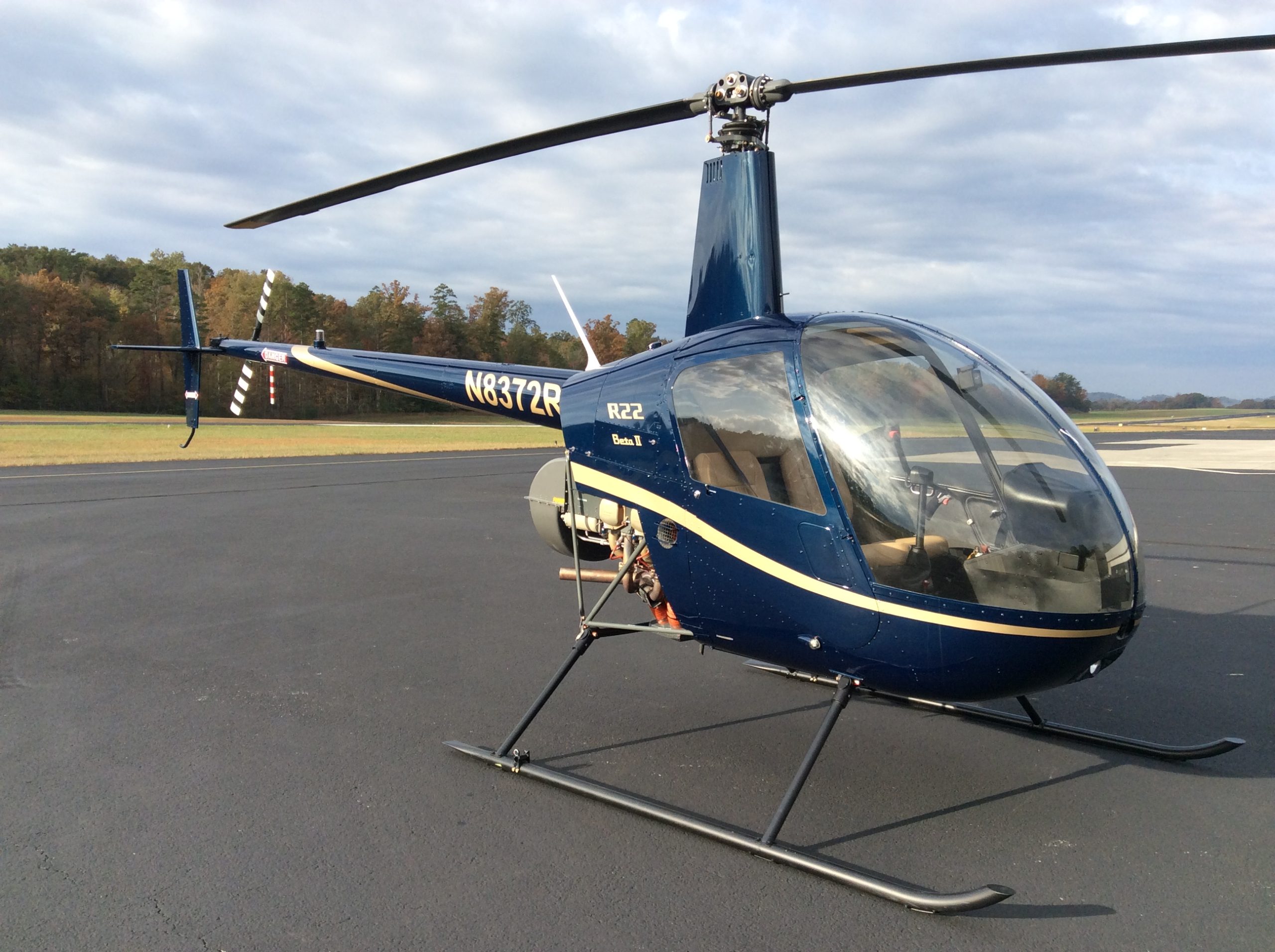 R22 Beta II N8372R